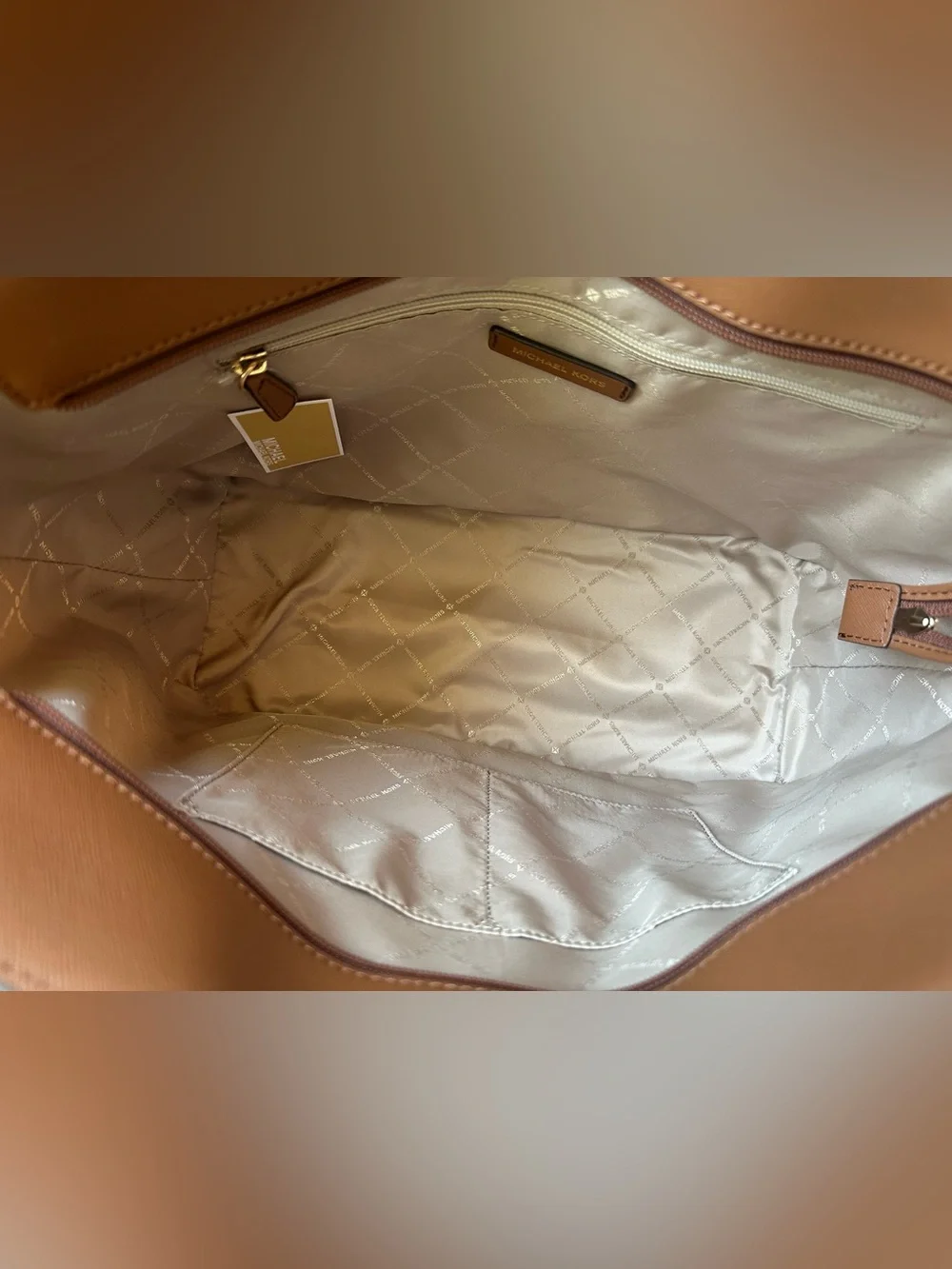 🔥🔥 NWT/ Pristine‎ Condition Michael Kors Gilly Large Tote Bag 🔥🔥